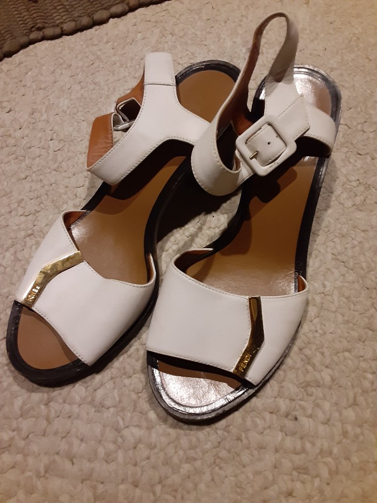 Fendi Demetra Low Block White Sandals! Us Sz 6.5 Eu 37.5